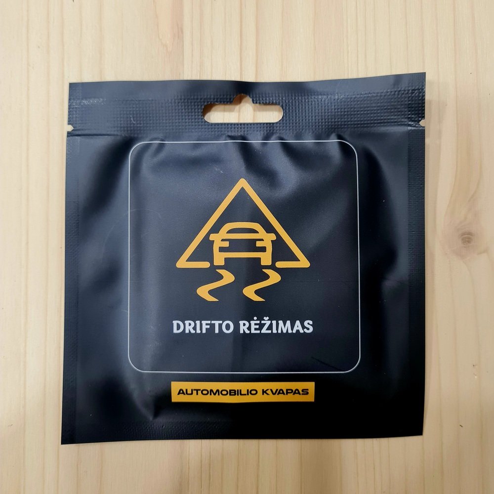 Pakabinamas automobilio oro gaiviklis DRIFTO RĖŽIMAS